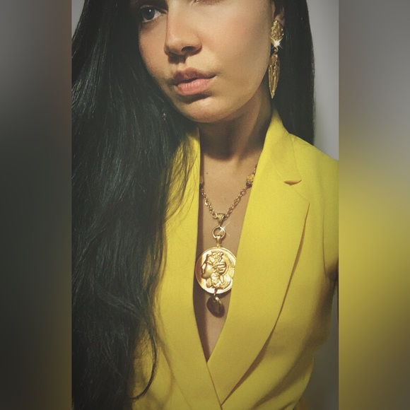 Yellow Women's Suit/ Vest and pant 2 piece set - Picture 2 of 3